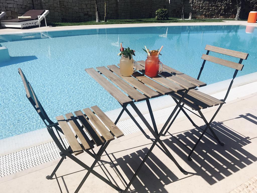 Carone Suite-Charme&Pool โปลีญาโนอามาเร ภายนอก รูปภาพ