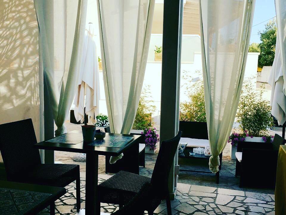 Carone Suite-Charme&Pool โปลีญาโนอามาเร ภายนอก รูปภาพ